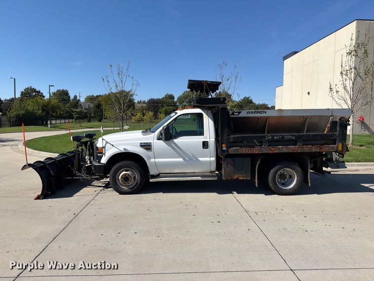 image for item FN5916 2009 Ford F350 Super Duty dump bed pickup truck