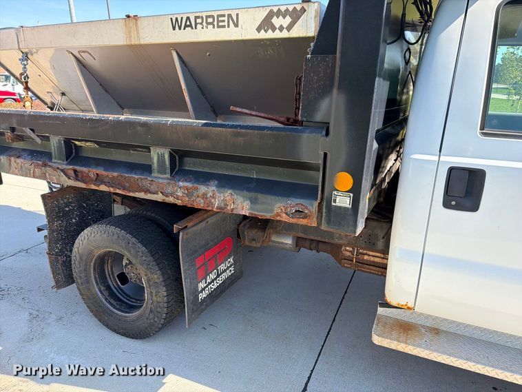 image for item FN5916 2009 Ford F350 Super Duty dump bed pickup truck
