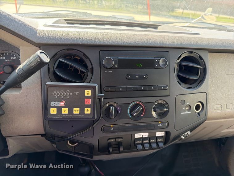 image for item FN5916 2009 Ford F350 Super Duty dump bed pickup truck
