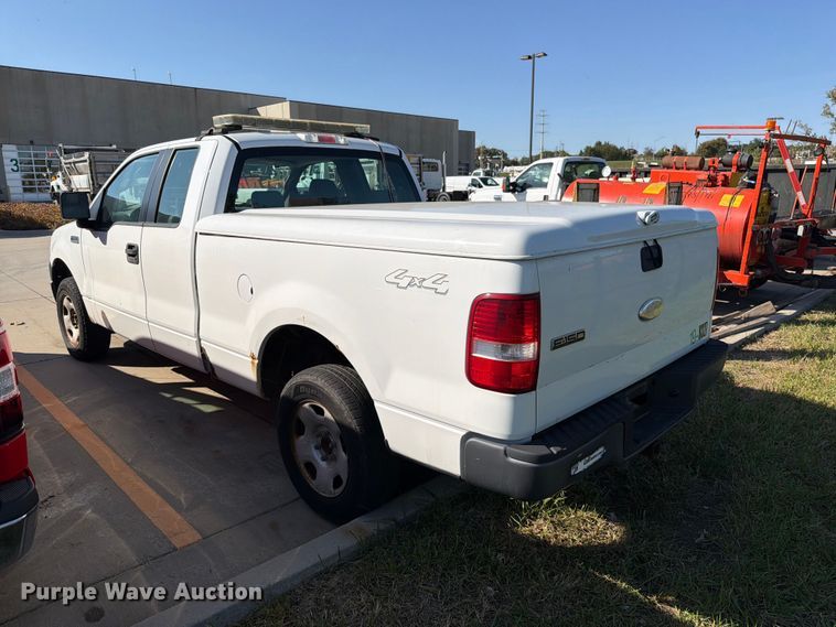 image for item FN5917 2006 Ford F150 Ext. Cab pickup truck