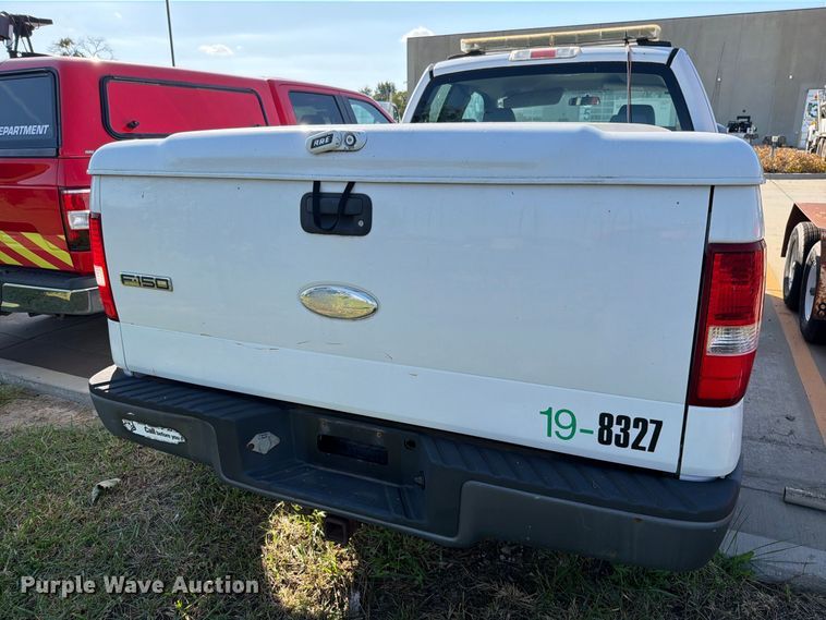 image for item FN5917 2006 Ford F150 Ext. Cab pickup truck