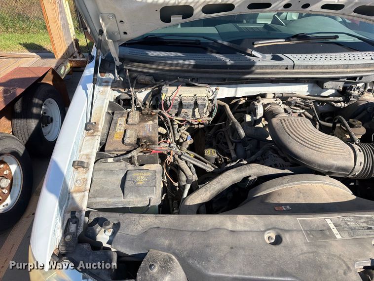 image for item FN5917 2006 Ford F150 Ext. Cab pickup truck
