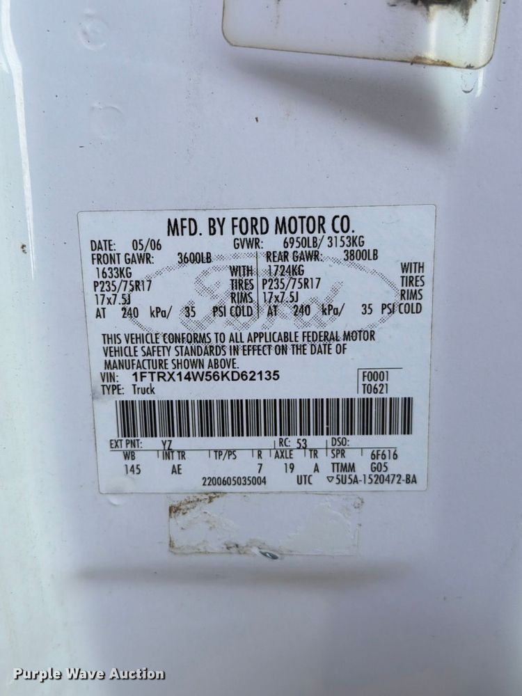 image for item FN5917 2006 Ford F150 Ext. Cab pickup truck