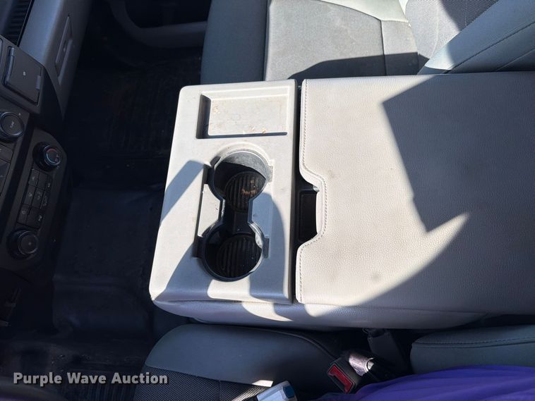 image for item FN5919 2018 Ford F150 Crew Cab pickup truck