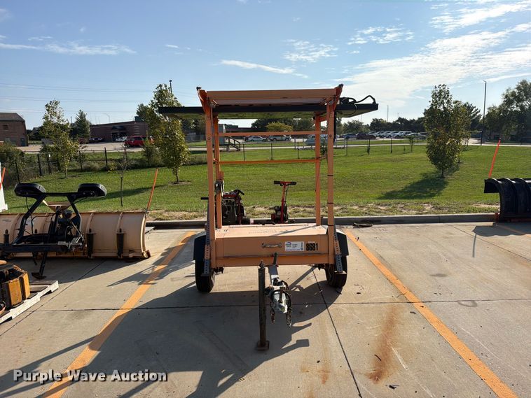 image for item FN5920 Allmand arrow board trailer