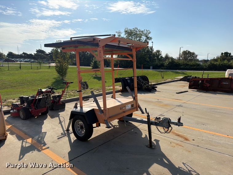 image for item FN5920 Allmand arrow board trailer