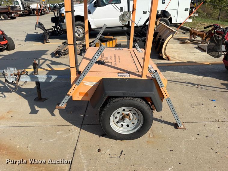 image for item FN5920 Allmand arrow board trailer