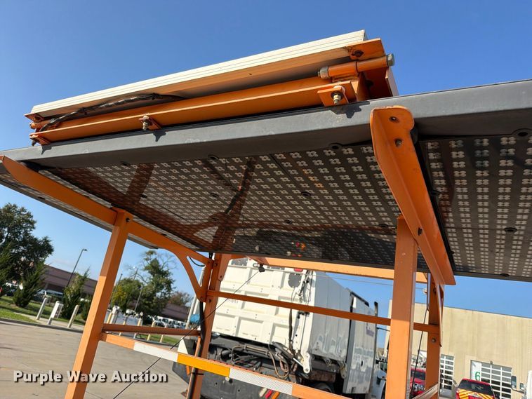 image for item FN5920 Allmand arrow board trailer