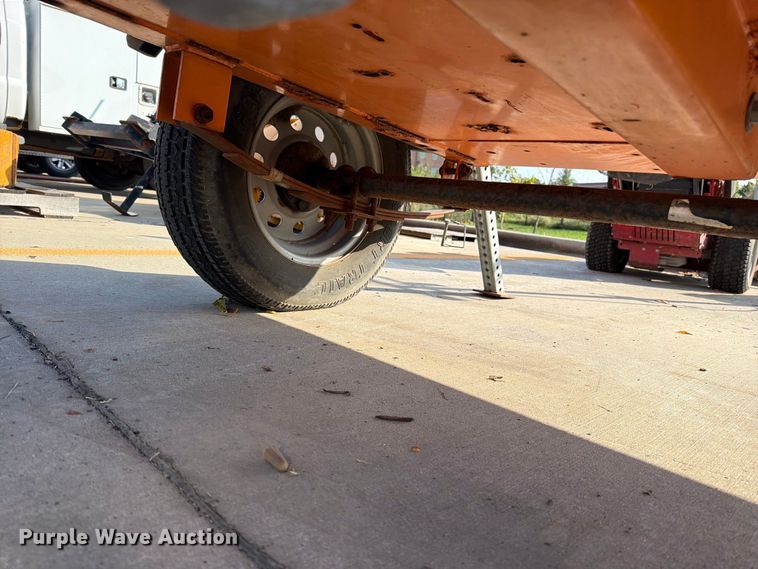 image for item FN5920 Allmand arrow board trailer