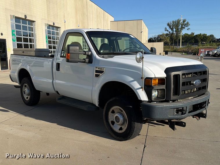image for item FN5921 2008 Ford F250 Super Duty pickup truck