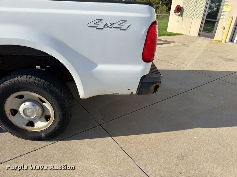 image for item FN5921 2008 Ford F250 Super Duty pickup truck