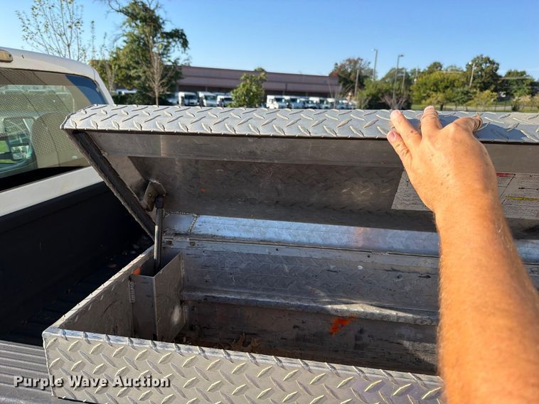 image for item FN5921 2008 Ford F250 Super Duty pickup truck