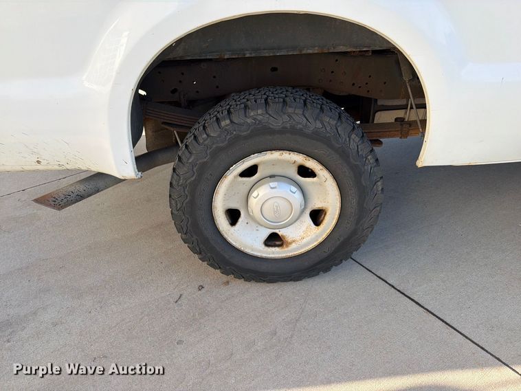 image for item FN5921 2008 Ford F250 Super Duty pickup truck