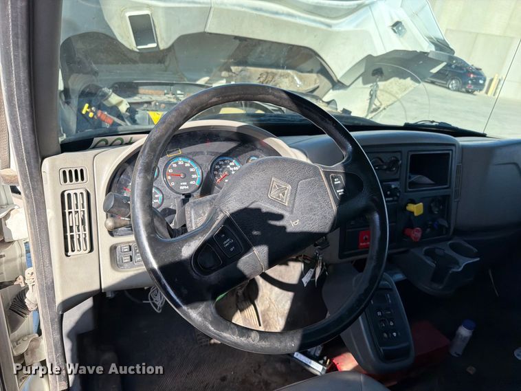 image for item FN5923 2016 International 7400 dump truck