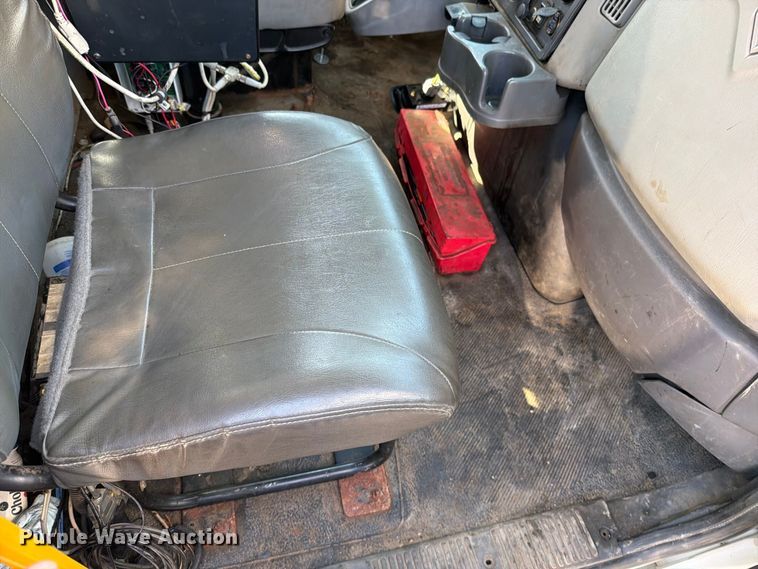 image for item FN5923 2016 International 7400 dump truck