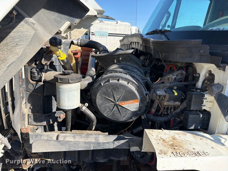 image for item FN5923 2016 International 7400 dump truck