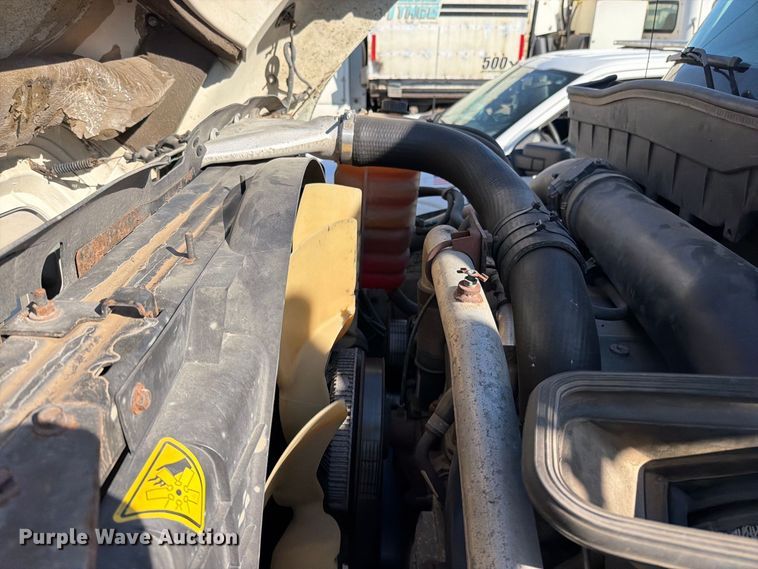 image for item FN5923 2016 International 7400 dump truck