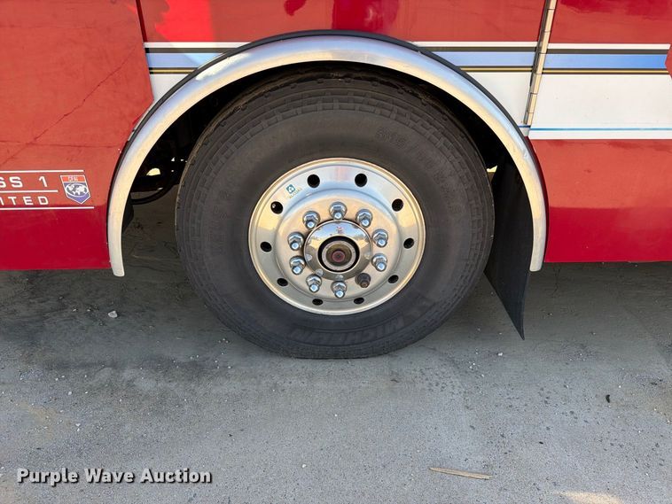 image for item FN5924 2003 E-One pumper fire truck
