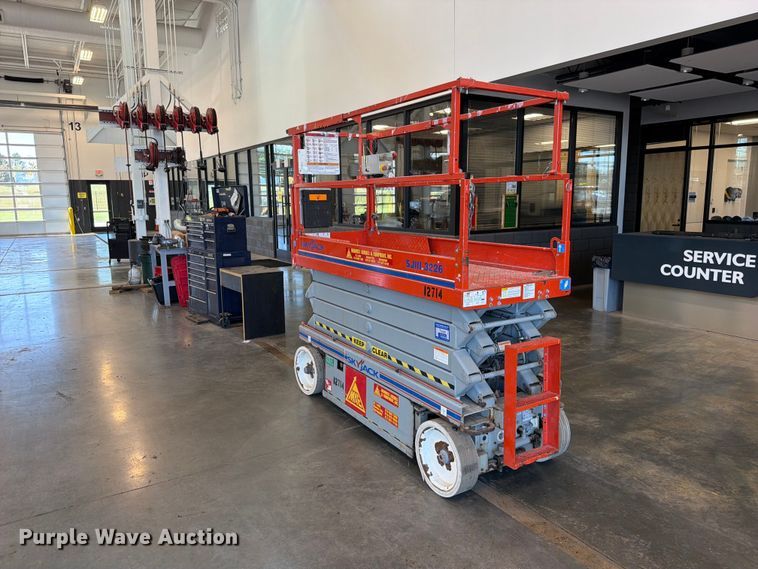 image for item FN5925 2007 Skyjack SJIII 3226 scissor lift