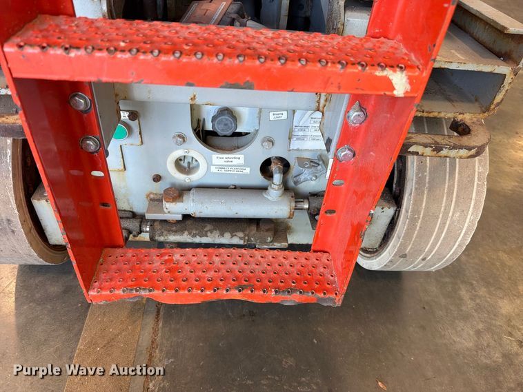image for item FN5925 2007 Skyjack SJIII 3226 scissor lift