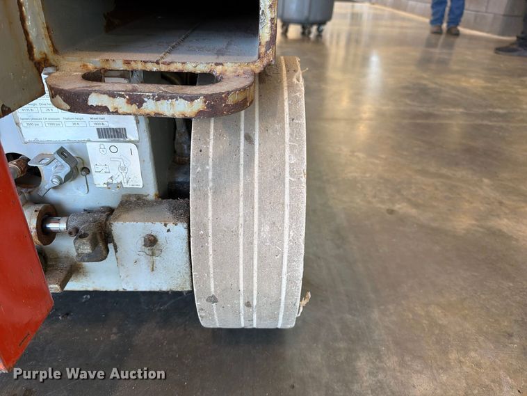 image for item FN5925 2007 Skyjack SJIII 3226 scissor lift