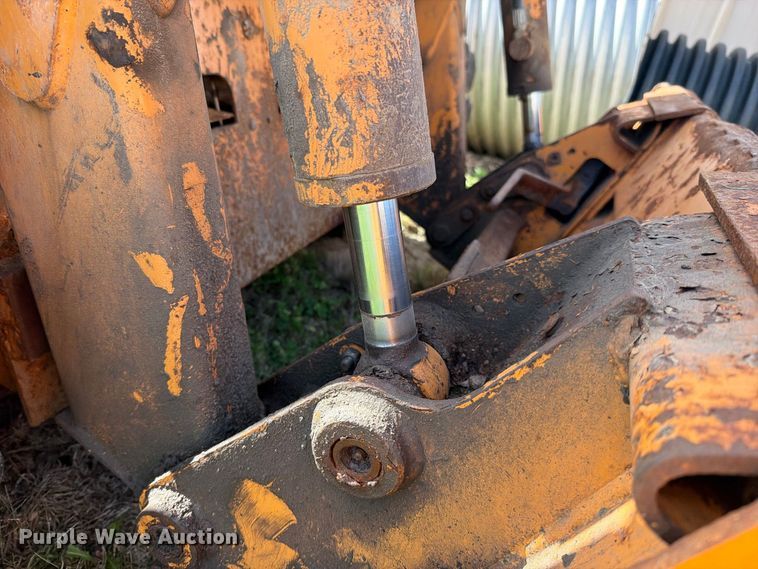 image for item FN5927 2002 Case 60XT skid steer loader