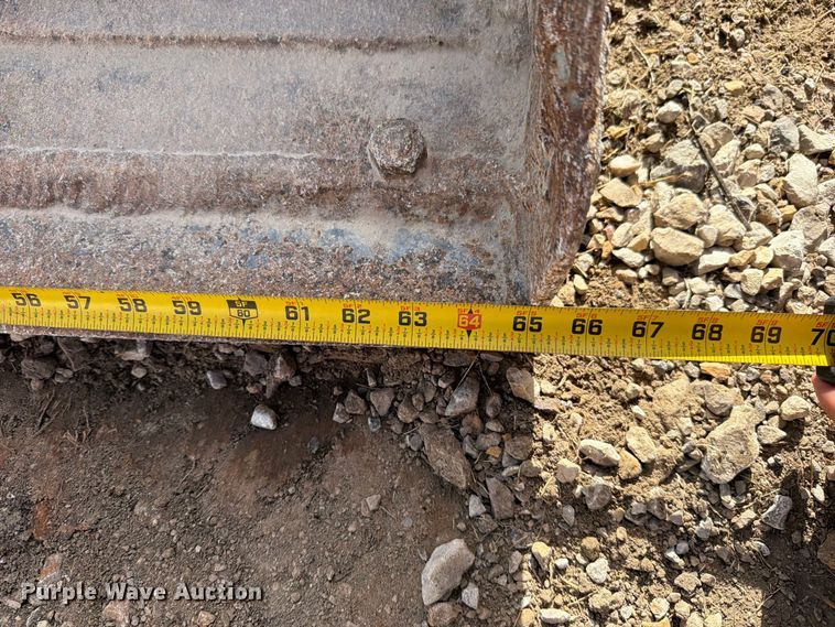 image for item FN5927 2002 Case 60XT skid steer loader