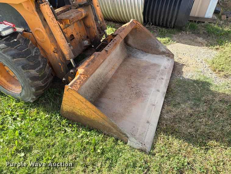 image for item FN5927 2002 Case 60XT skid steer loader