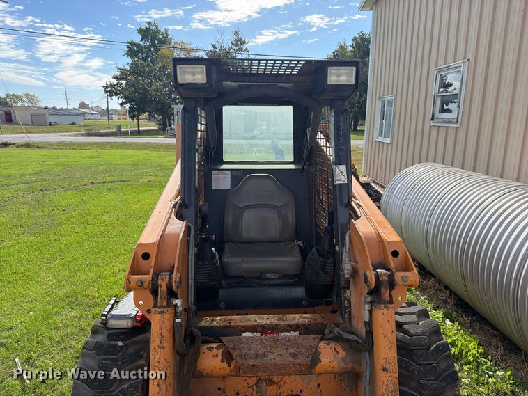 image for item FN5927 2002 Case 60XT skid steer loader