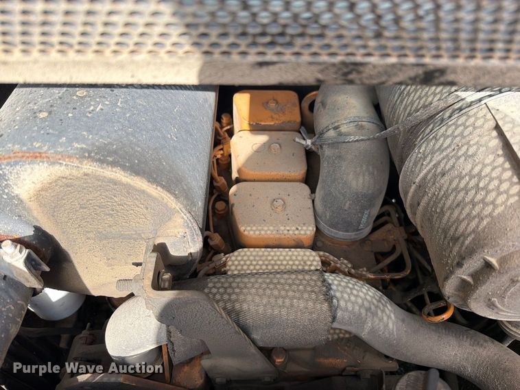 image for item FN5927 2002 Case 60XT skid steer loader