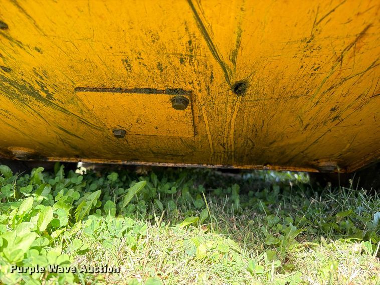 image for item FN5927 2002 Case 60XT skid steer loader