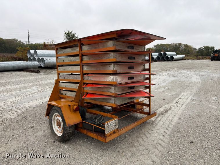 image for item FP3149 Road sign trailer