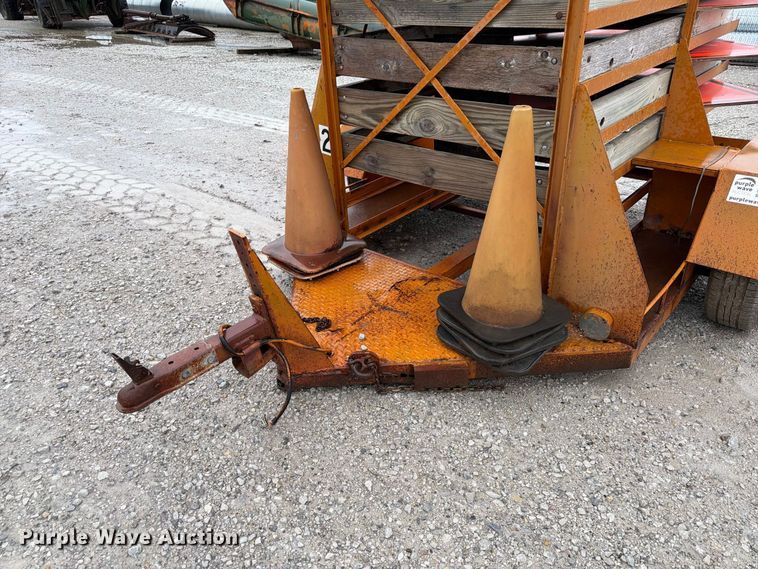 image for item FP3149 Road sign trailer