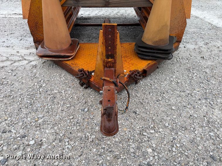 image for item FP3149 Road sign trailer