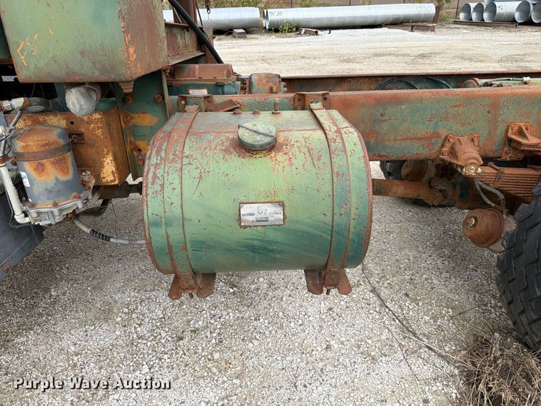 image for item FP3150 1978 Oshkosh P2323-5 plow truck