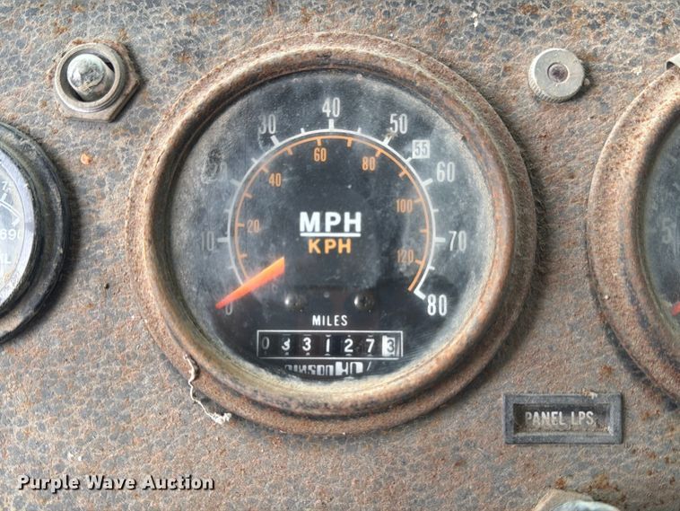 image for item FP3150 1978 Oshkosh P2323-5 plow truck