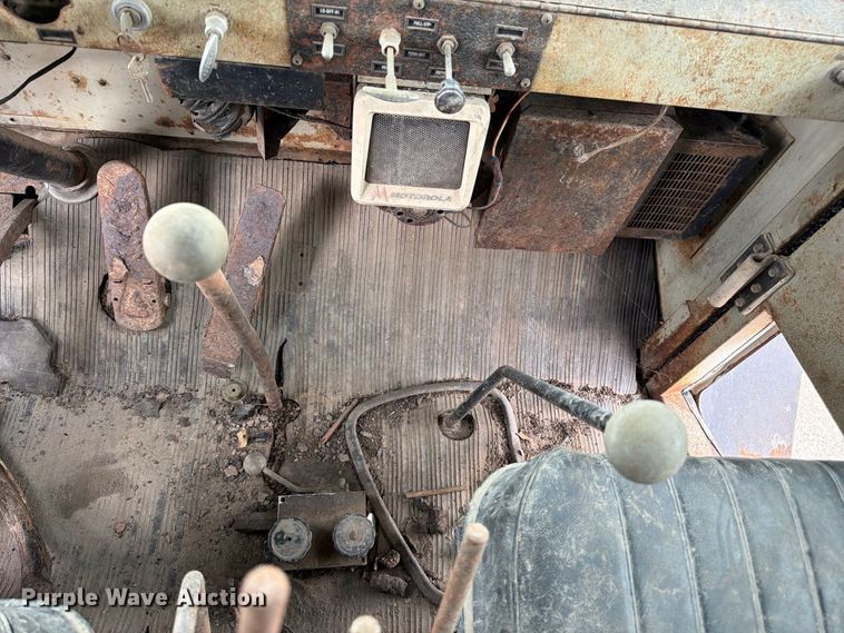 image for item FP3150 1978 Oshkosh P2323-5 plow truck