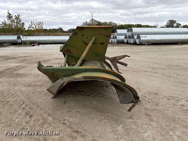 image for item FP3150 1978 Oshkosh P2323-5 plow truck
