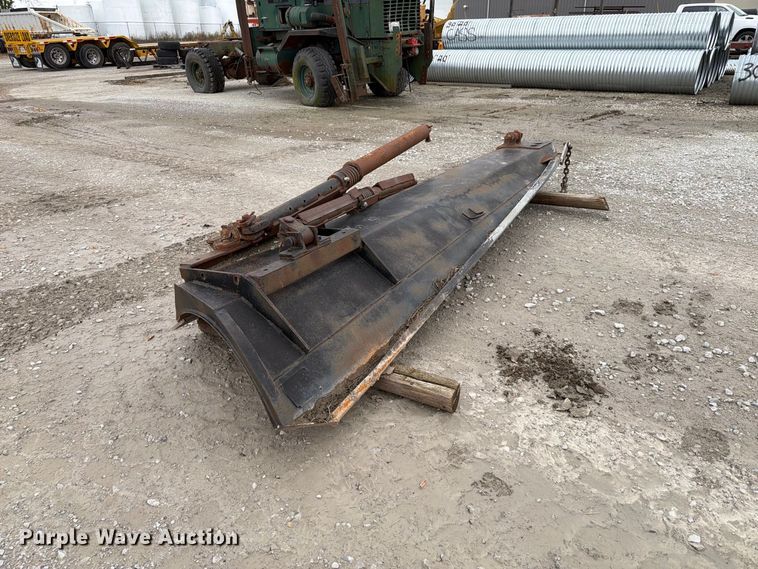 image for item FP3150 1978 Oshkosh P2323-5 plow truck