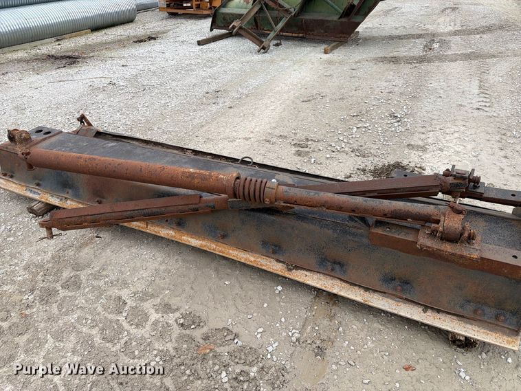 image for item FP3150 1978 Oshkosh P2323-5 plow truck
