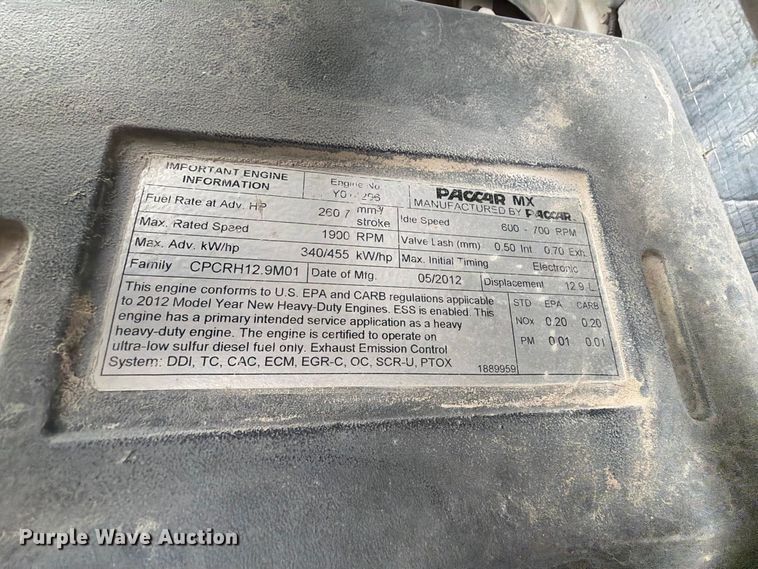 image for item FP3151 2013 Kenworth T800 semi truck