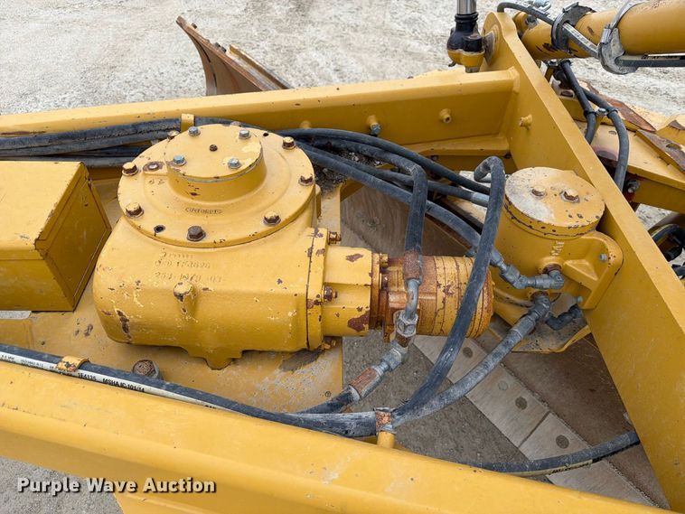image for item FP3152 2011 Caterpillar 140M2 VHP Plus motor grader