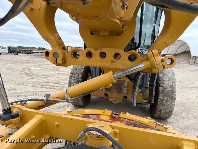 image for item FP3152 2011 Caterpillar 140M2 VHP Plus motor grader