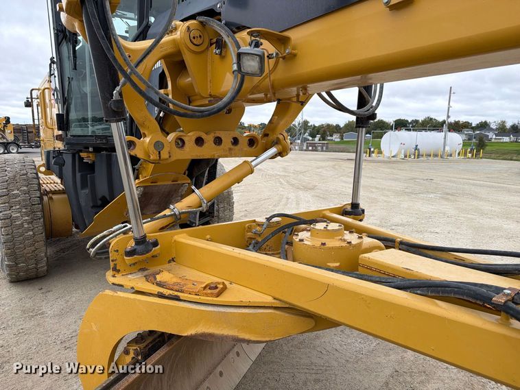 image for item FP3152 2011 Caterpillar 140M2 VHP Plus motor grader