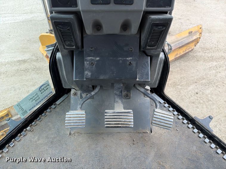 image for item FP3152 2011 Caterpillar 140M2 VHP Plus motor grader