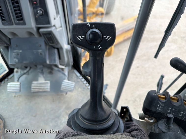 image for item FP3152 2011 Caterpillar 140M2 VHP Plus motor grader