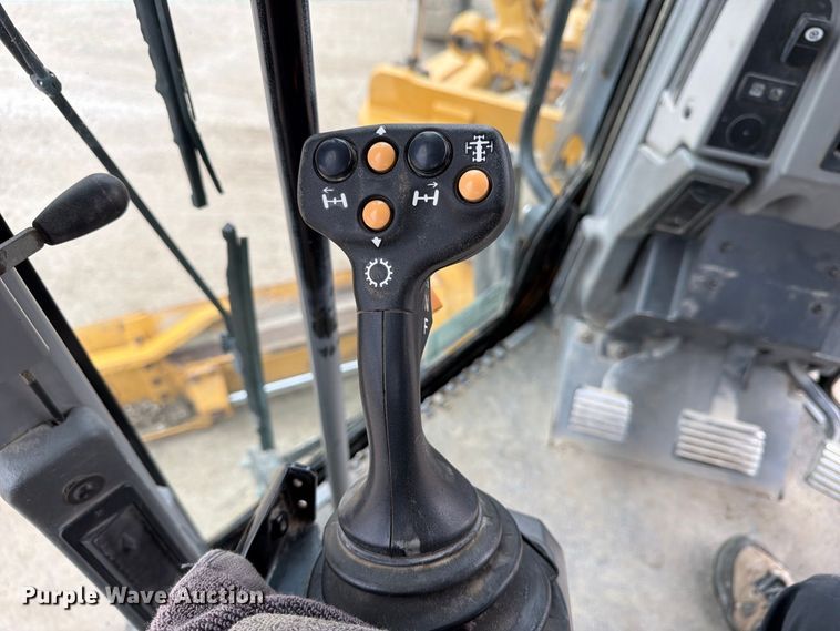 image for item FP3152 2011 Caterpillar 140M2 VHP Plus motor grader