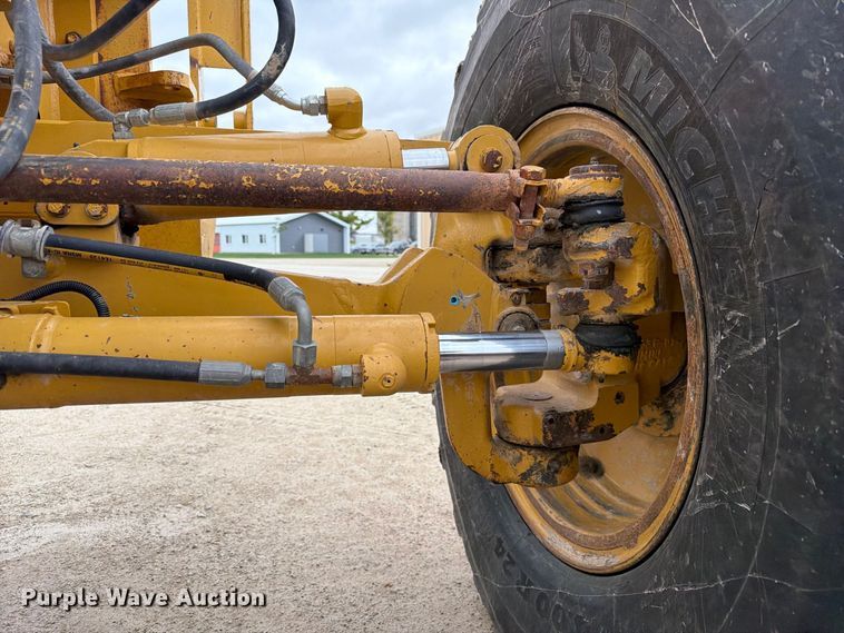 image for item FP3152 2011 Caterpillar 140M2 VHP Plus motor grader