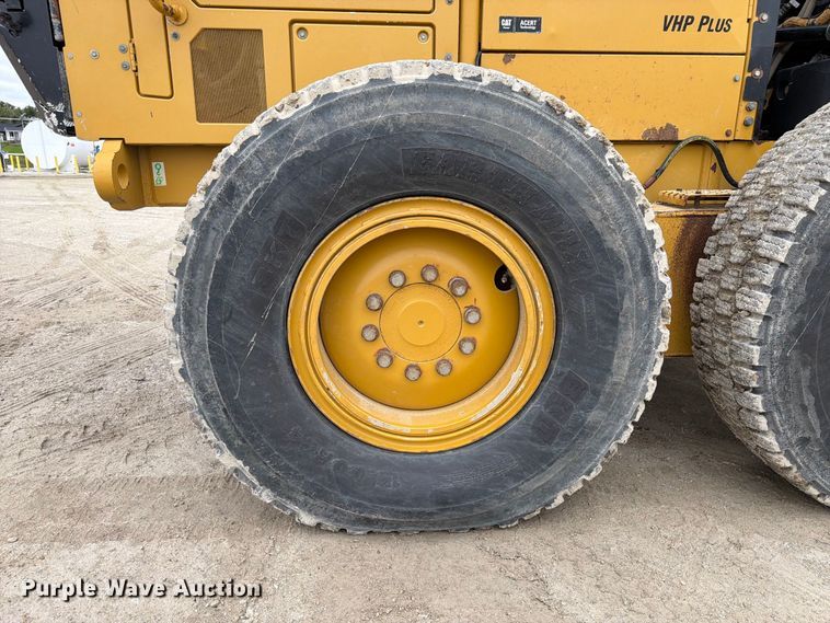 image for item FP3152 2011 Caterpillar 140M2 VHP Plus motor grader