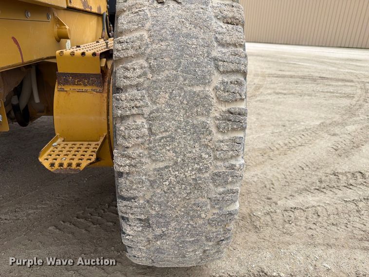 image for item FP3152 2011 Caterpillar 140M2 VHP Plus motor grader